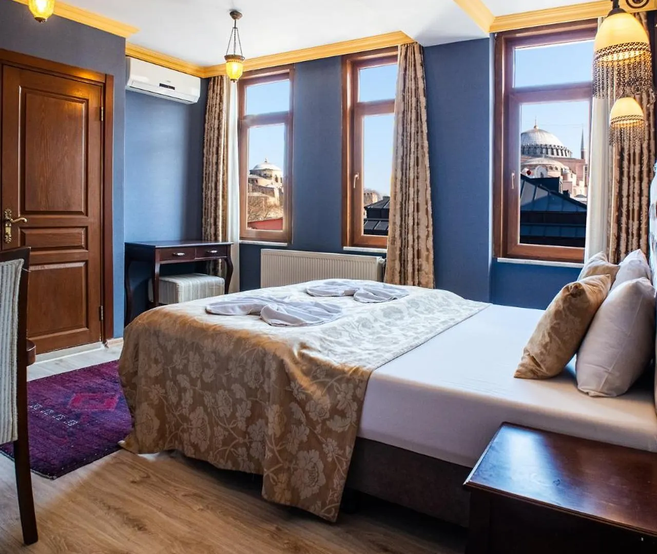Cheers Hostel Istanbul Turkey